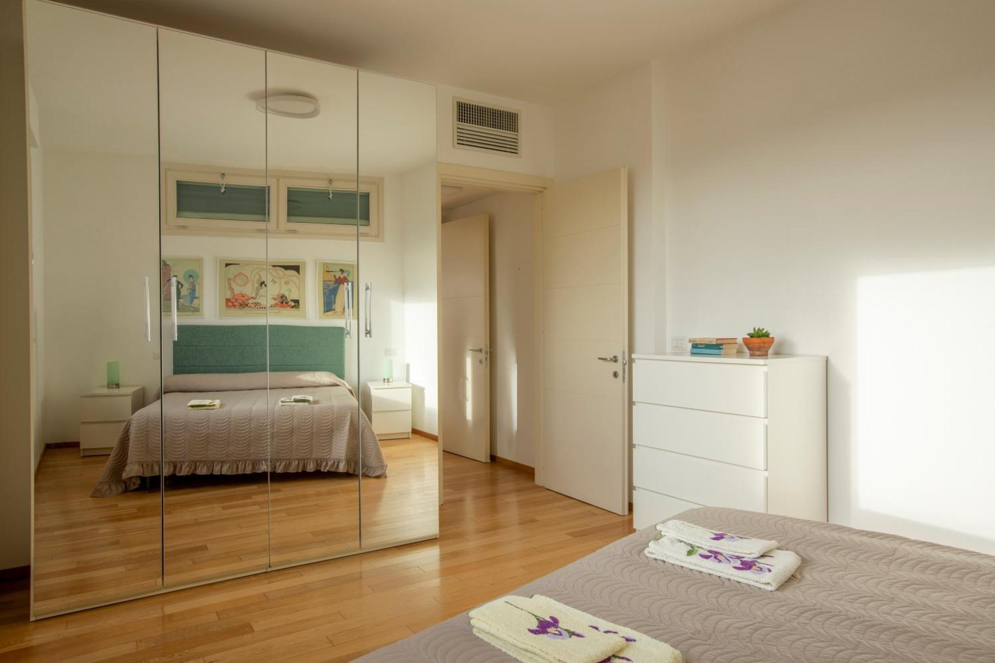 Appartamento Iris -Due Ampie Terrazze Vista Duomo Флоренция Екстериор снимка