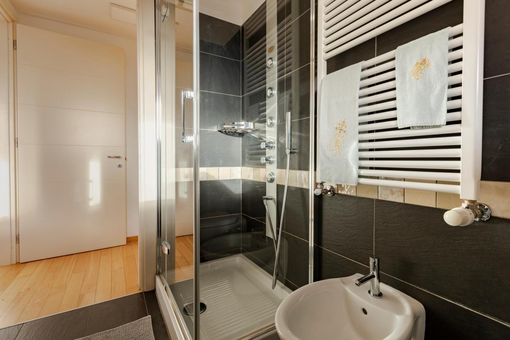 Appartamento Iris -Due Ampie Terrazze Vista Duomo Флоренция Екстериор снимка